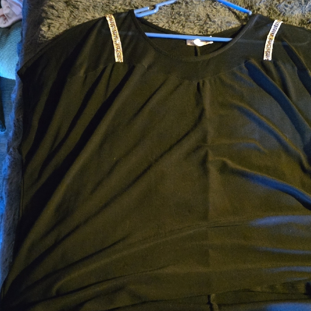 89th & Madison Black Embellished Sleeveless Blouse